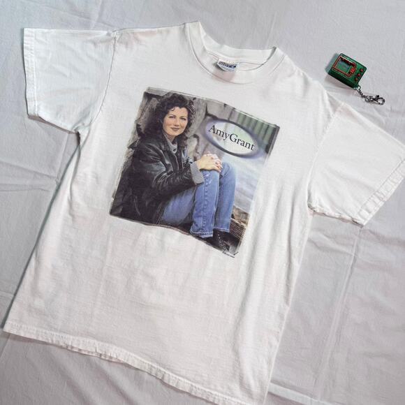 Vintage 90's Amy Grant Tour T-Shirt - M - Picture 1 of 7